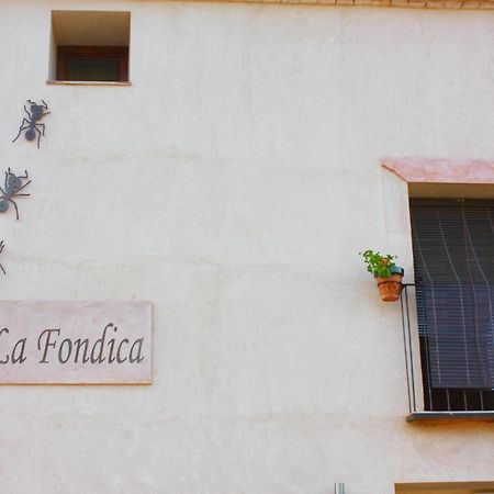 Hotel La Fonda De La Estacion Ла-Пуэбла-де-Вальверде Экстерьер фото