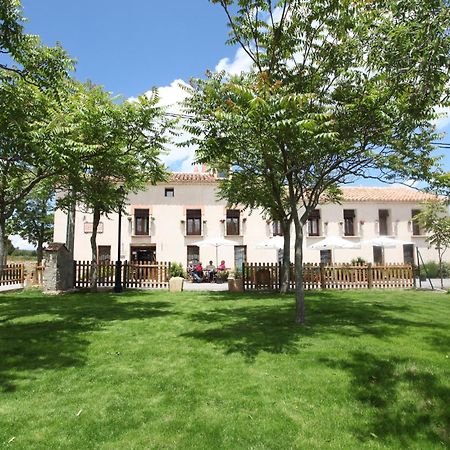 Hotel La Fonda De La Estacion Ла-Пуэбла-де-Вальверде Экстерьер фото