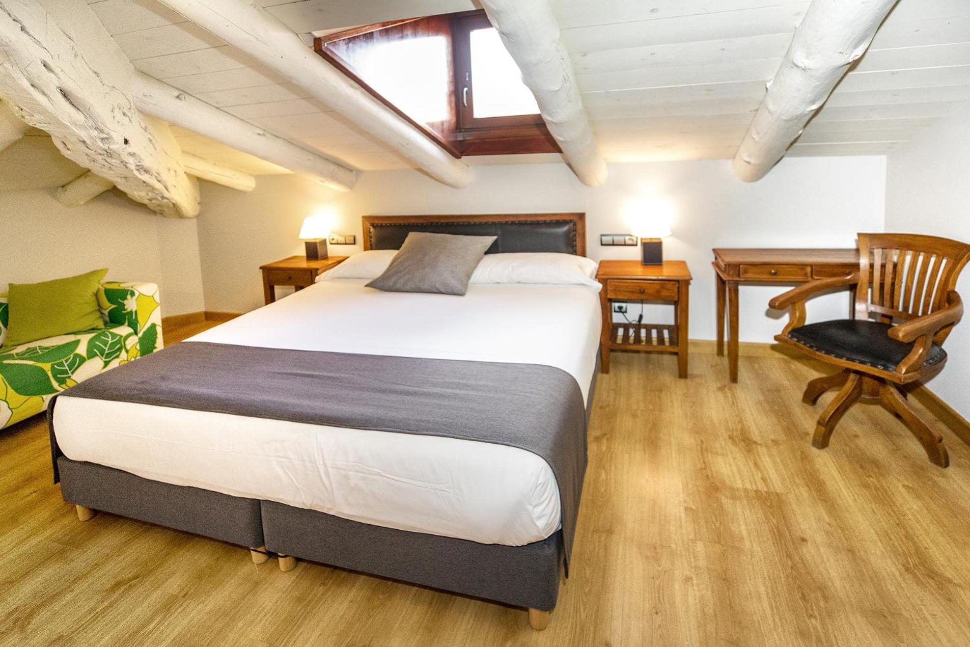 Hotel La Fonda De La Estacion Ла-Пуэбла-де-Вальверде Номер фото