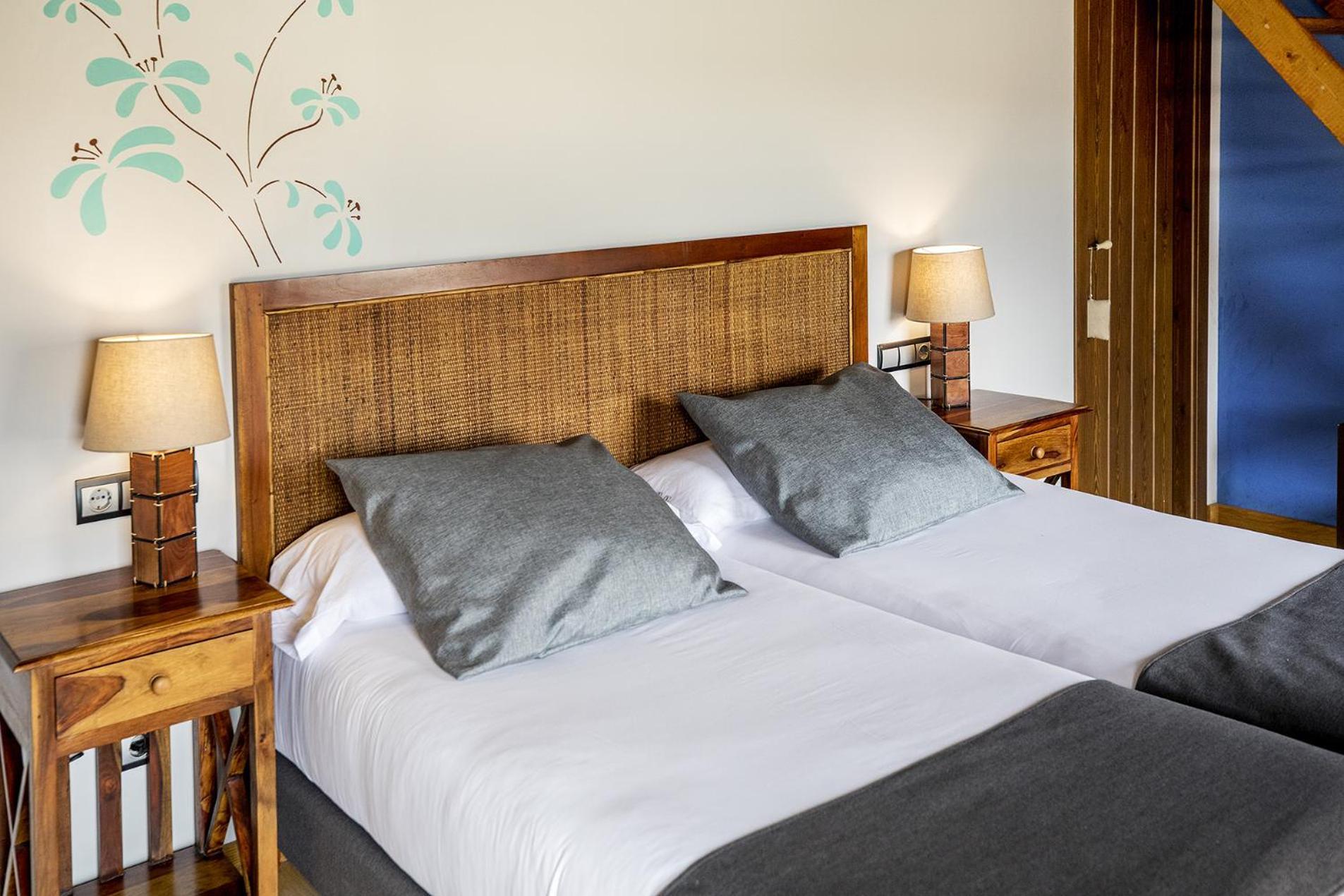 Hotel La Fonda De La Estacion Ла-Пуэбла-де-Вальверде Номер фото