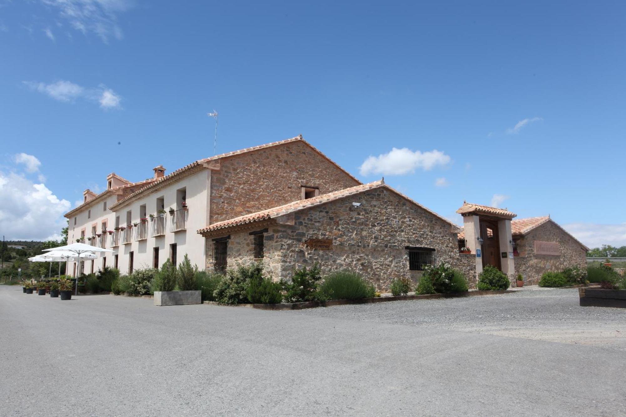 Hotel La Fonda De La Estacion Ла-Пуэбла-де-Вальверде Экстерьер фото