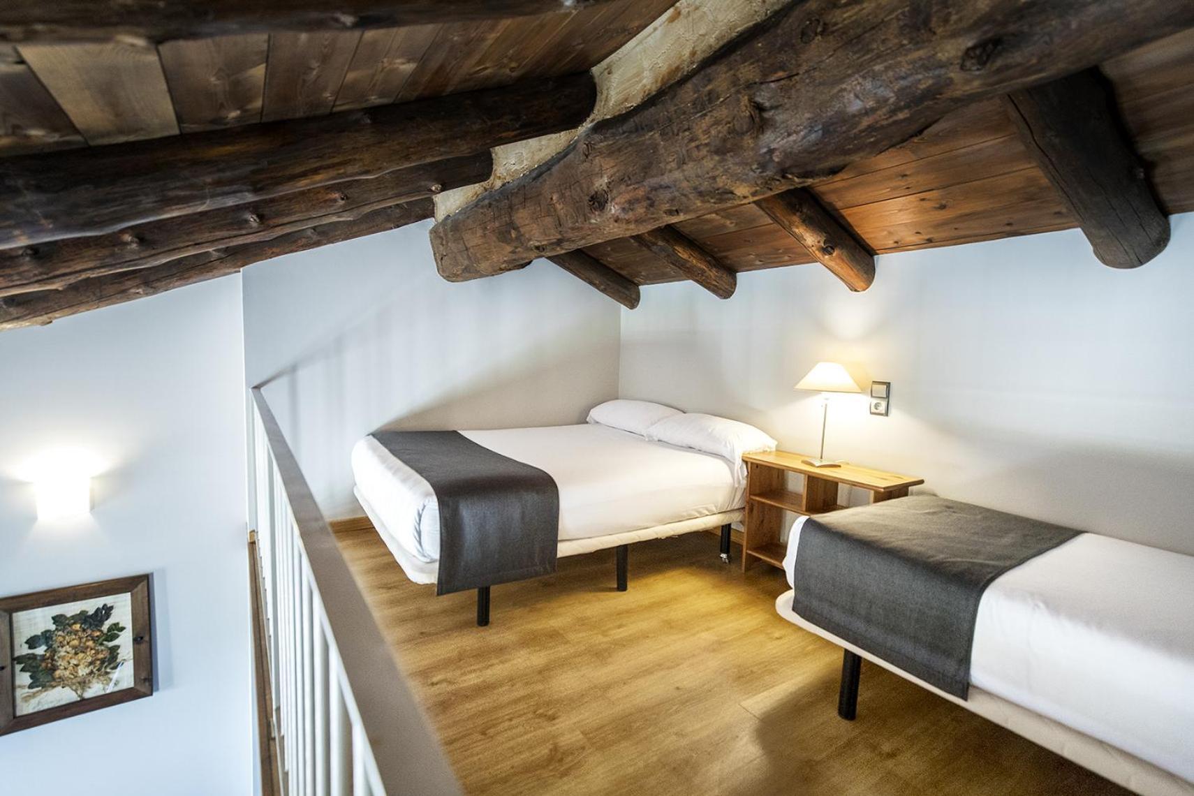 Hotel La Fonda De La Estacion Ла-Пуэбла-де-Вальверде Экстерьер фото